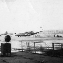 Ан-12 в аэропорту Сеймчан.