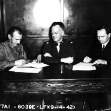 Подписание Акта сдачи-приема первой партии самолетов 14.09.1942