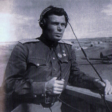 4 ПАП. Командир 4-го пап Герой Советского Союза подполковник Иван Павлович Власов (1944-1945 гг.)