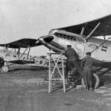 Самолеты П-5 Магаданского авиаотряда, предназначенные для аэрофотосъемки, на аэродроме «13-й км». 40-е годы ХХ века.