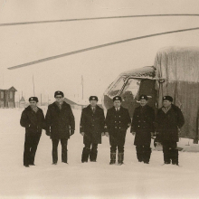 Сеймчанский аэропорт. В центре - Руденко Виктор.