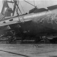 Самолёт ЯК-38с останками пилота был поднят, загружен на борт БПК «Петропавловск» и отправлен в Союз.