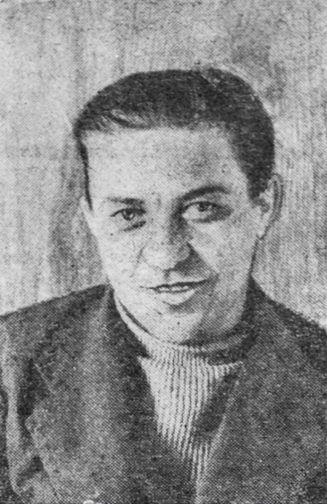 Слесарь П.И. Суков - бригадир слесарей монтажных мастерских «Хета». Апрель 1941 года. Фото из газеты «Советская Колыма».