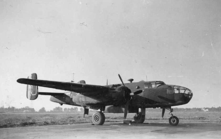 Двухмоторный цельнометаллический пятиместный бомбардировщик среднего радиуса действия B-25 «Митчелл». Поставлялся во время Великой Отечественной войны в СССР по ленд-лизу.