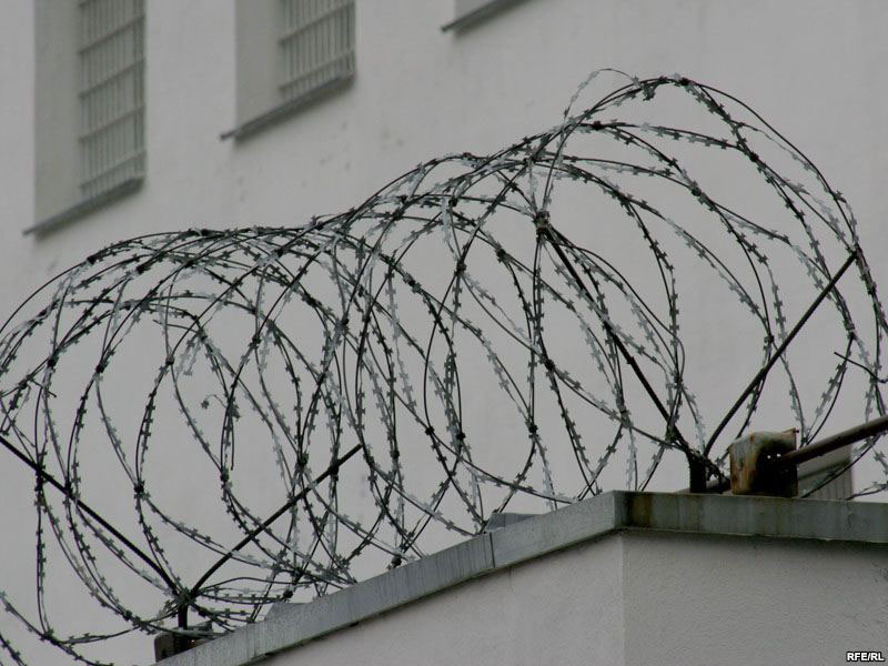 20121128142427prison