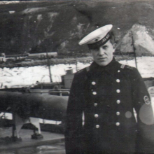 Член экипажа С-140 на борту плавбазы «Магаданский комсомолец».