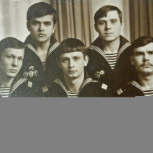 Экипаж С-286. Нижний ряд - Русяев, Палько, Сашин. Верхний ряд Репета, Галкин. 1971-1974 года службы.