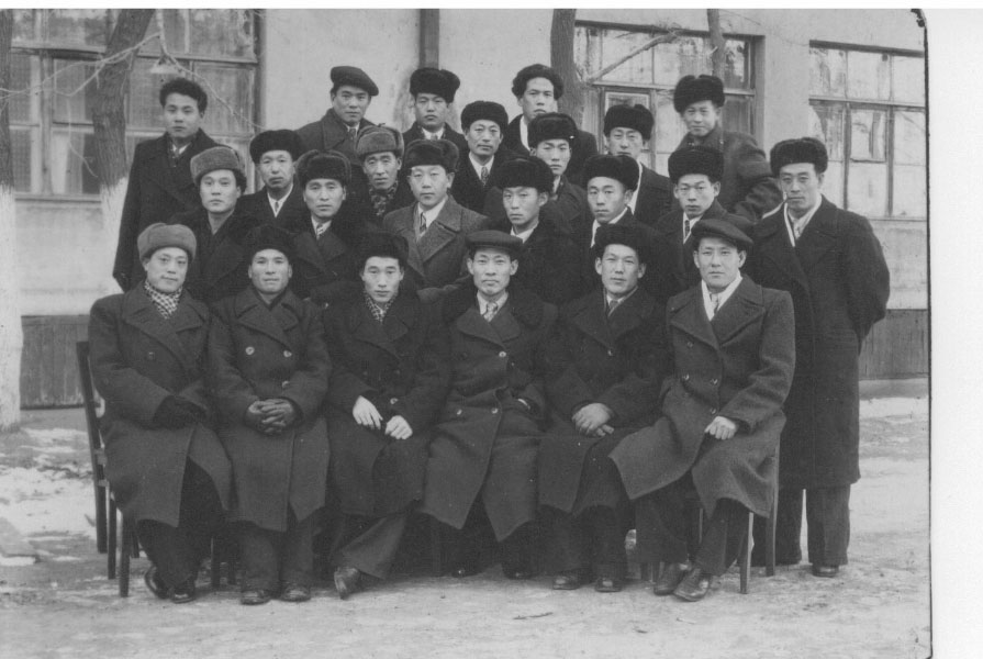 Накануне репатриации из Магадана на родину в 1955 году
