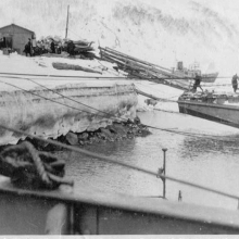 Зима в 171 ОБрПЛ. КПП и плавучий пирс бригады (1964-66 года).