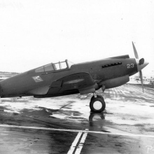 Curtiss P-40 Warhawk.
