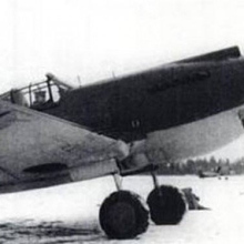 Истребитель Кёртисс P-40 «Tomahawk».