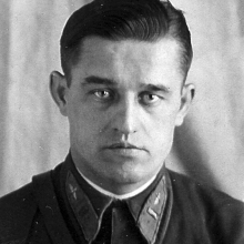 4 ПАП. Штурман 4 (позже - 3)ПАП капитан Д.В. Михасев (погиб 20 ноября 1942 года).