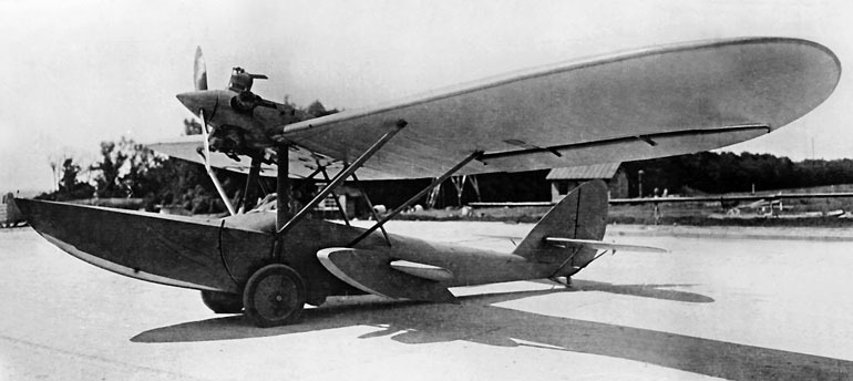 Ш-2 (АШ-2) — первый советский серийный самолёт-амфибия конструкции В. Б. Шаврова. Эксплуатировался до середины 1960-х годов.
