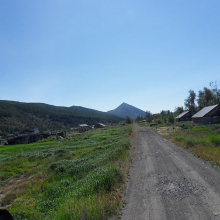 Село Меренга. Въезд на Меренгу.