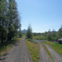 Село Меренга. При въезде в посёлок. У моста.