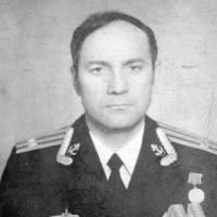 Командир С-365 капитан 2 ранга Рысаков.