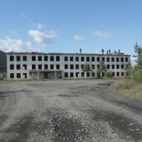 Поселок Берелёх. 2008 год. Бывшая школа