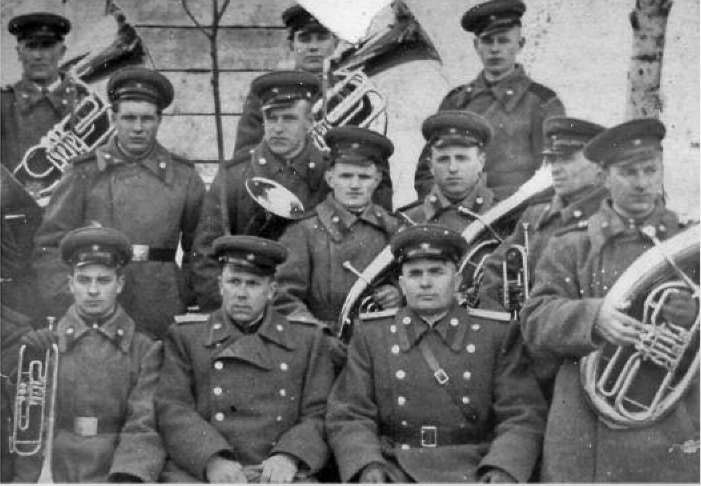 Оркестр военизированной охраны пос. Усть-Омчуг. 50-е годы ХХ века
