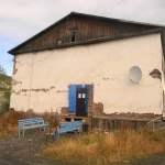 Омчак. Старая поликлиника. Автор фото: Евгения Ильенкова