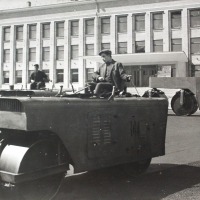 Здание Дома политического просвещения (ныне Молодежный центр), вступило в строй в 1966 году.