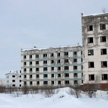 Поселок Эльген, дома, 01.04. 2017 год.