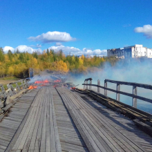 Горит Усть-Тасканский мост. 4 сентября 2017 года. Автор фото Андрей Франчковский.